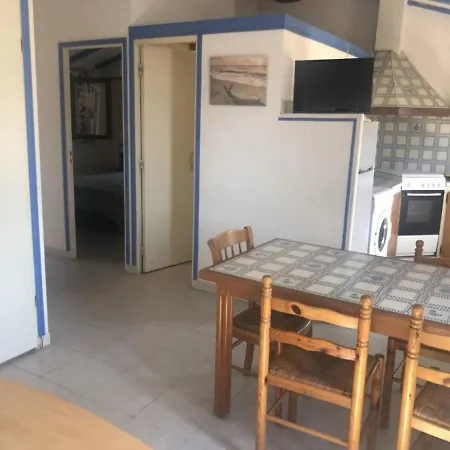 Le Zini Apartment *